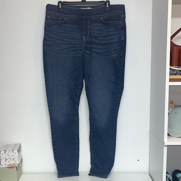 Levis Denim - Levi Strauss Sz 18L Totally Shaping Pull-On Skinny Jeans #levis #classic #tall